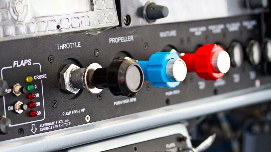 pushpullaircraftknobs Elliott Manufacturing